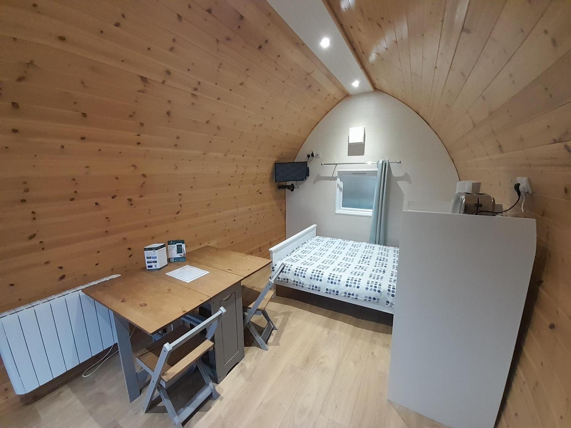Callander Woods Holiday Park Room photo